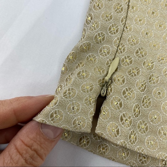 cach'e beautiful gold sparkling cropped top, 6 - Picture 3 of 13